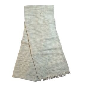 Johnstons of Elgin Gray & White Wool-Blend Scarf Lightweight Made in Scotland